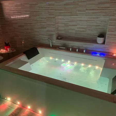 Iris0211 فندق مبيت وإفطار *