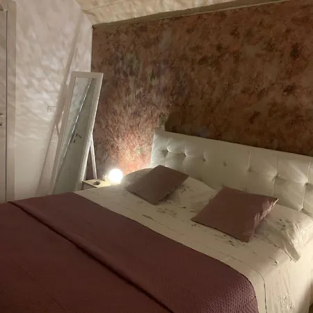 Iris0211 فندق مبيت وإفطار Palagianello